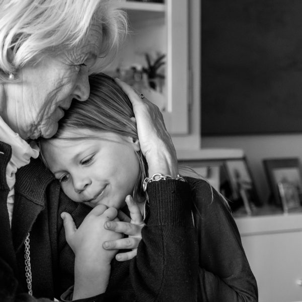 Documentaire familie fotografie, dag in je leven met Oma, foto door Sandra Stokmans Fotografie
