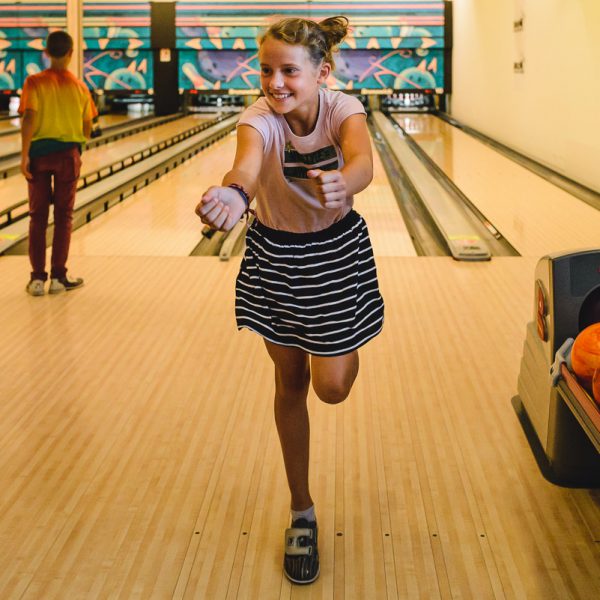 Verjaardagsreportage, Bowlen, Day in the Life, documentaire familie fotografie, foto door Sandra Stokmans Fotografie