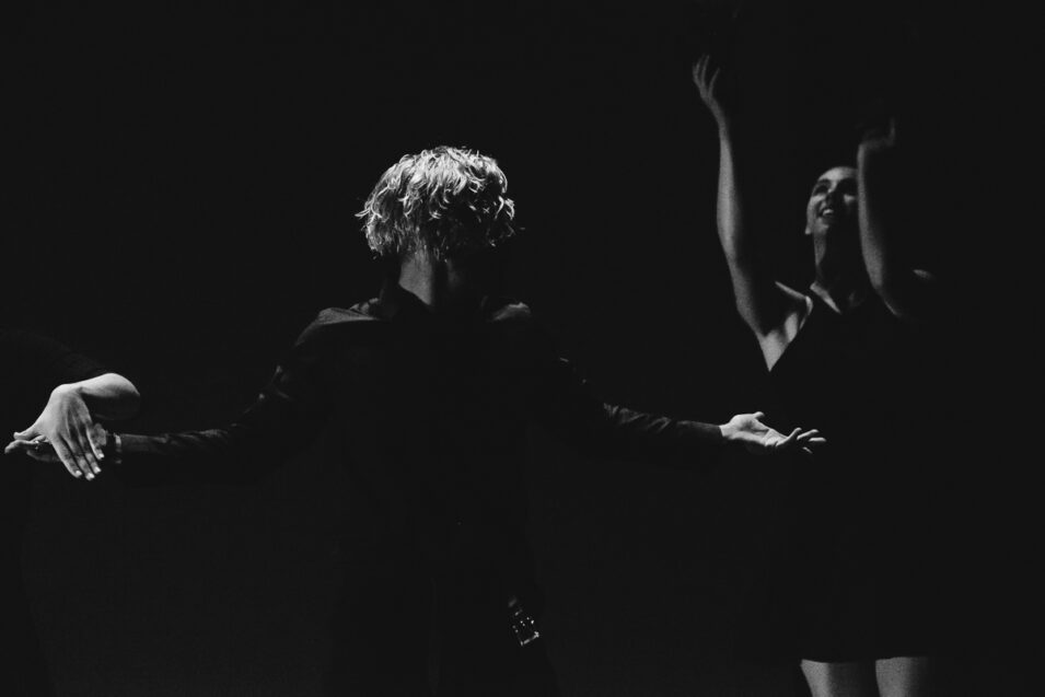 Skip Boekhorst dansend tijdens eindvoorstelling Albeda danscollege, Project Hartekind, Sandra Stokmans Fotografie