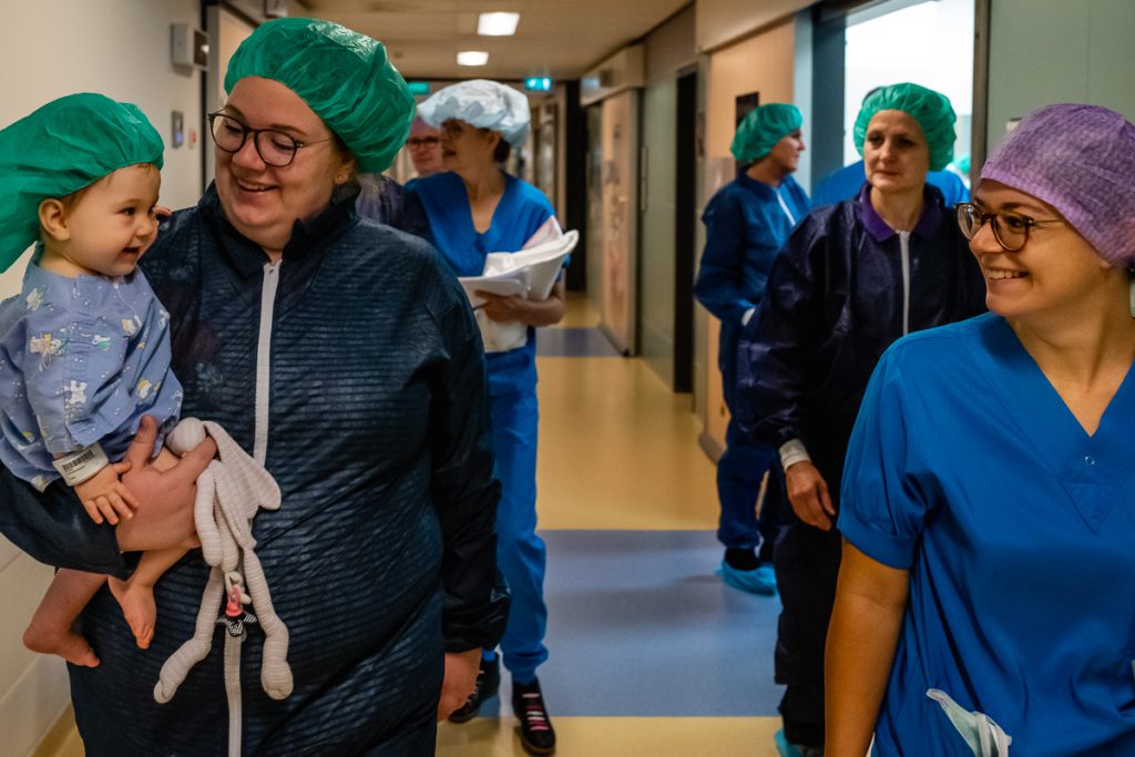 Ziekenhuisreportage - openhartoperatie van een Hartekind in het Wilhelmina Kinderziekenhuis (WKZ) in Utrecht. Foto door Sandra Stokmans Fotografie